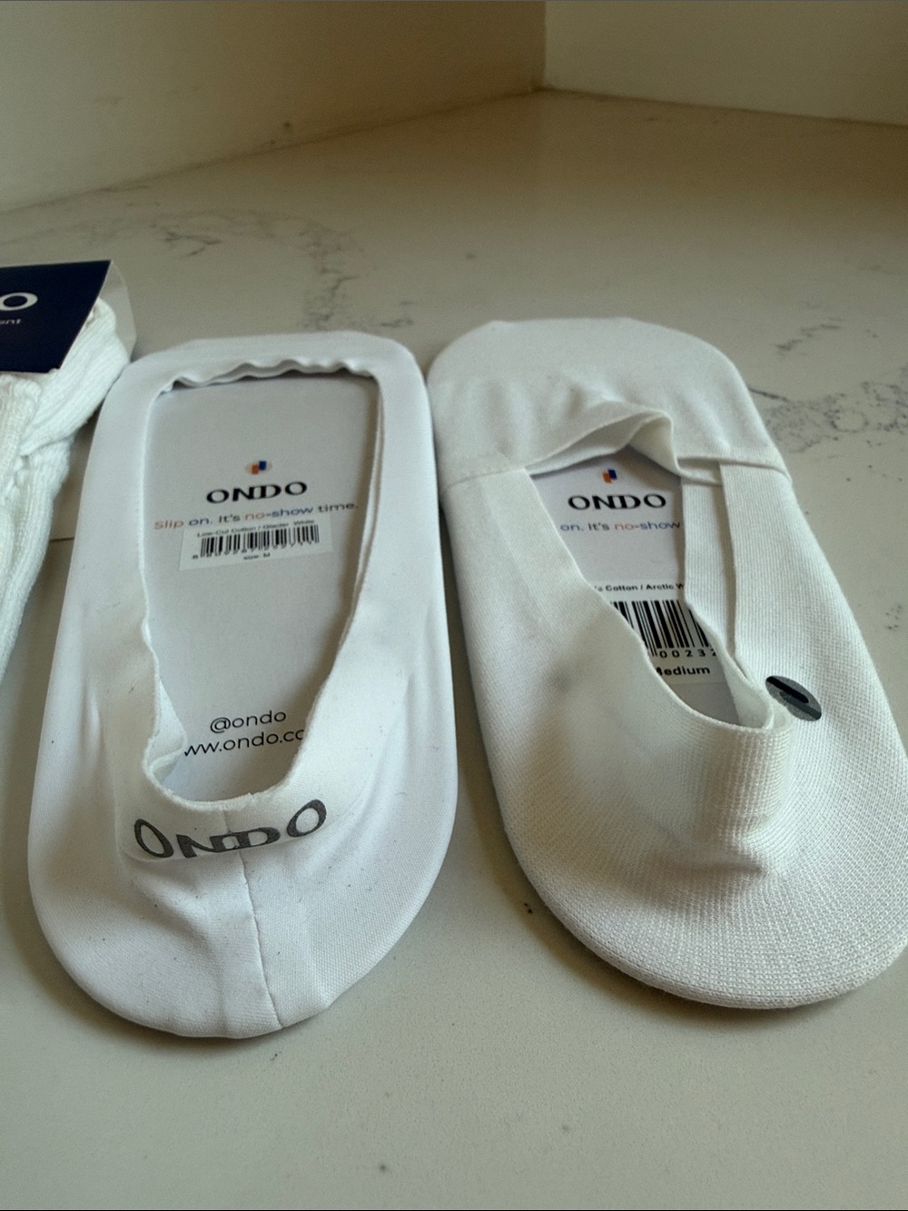 ONDO Cotton Socks in White Crew / no show no Slip Style Size Medium/ Large NWT - Picture 5 of 8